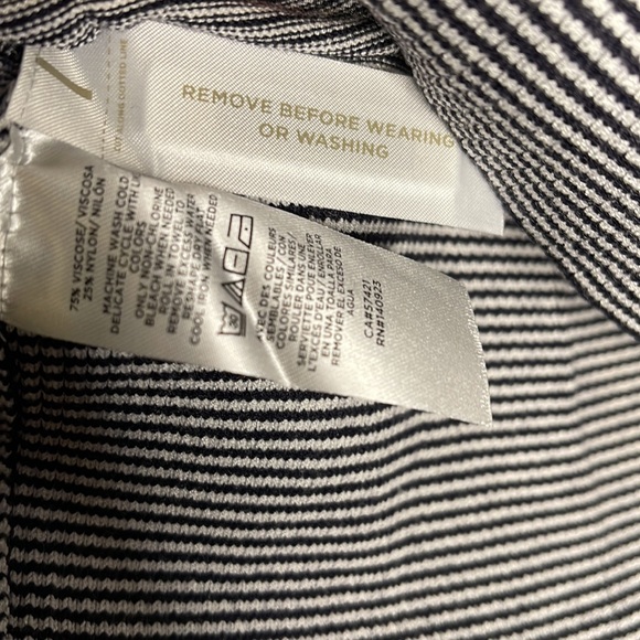 NEW LOFT Off Shoulder Knit Top Womens Large XL White Blue Striped Casual - Picture 8 of 8